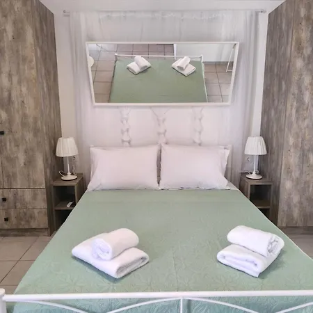 Hotell The Dock Agia Trias