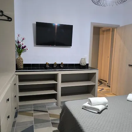 The Dock Hotell Agia Trias