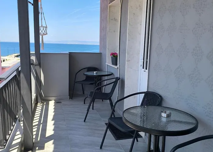 Hotel The Dock Agia Triada (Thessaloniki)