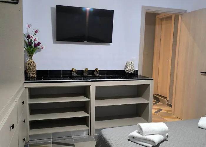 The Dock Hotel Agia Triada (Thessaloniki)